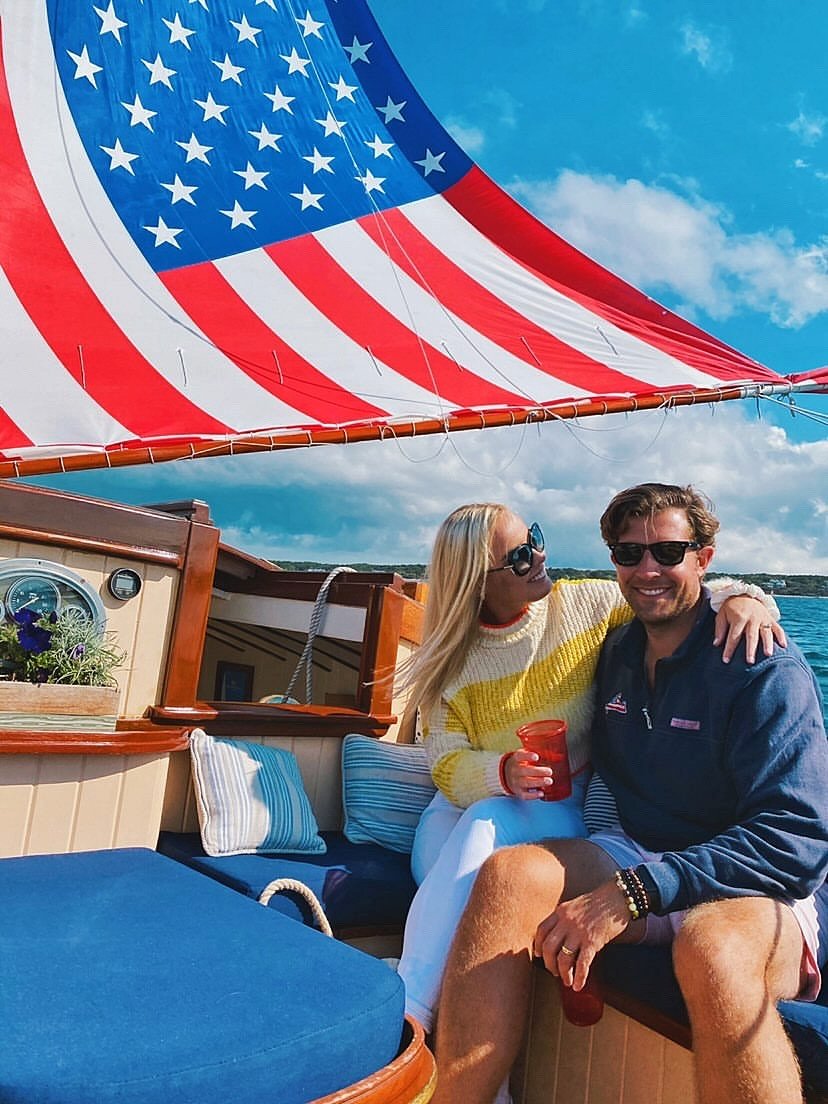 Martha's Vineyard Boat Tours (Pricing & Charges) Catboat Sailing Charters